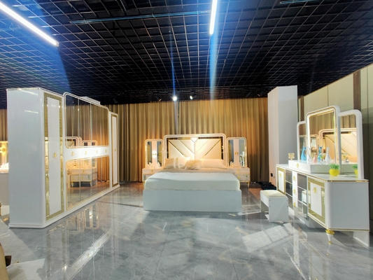 Ξύλινο MDF εγχώριων κρεβατοκάμαρων επίπλων κομμών βασιλιάδων φυσικό μέγεθος συνόλων κρεβατιών δρύινο γκρίζο άσπρο